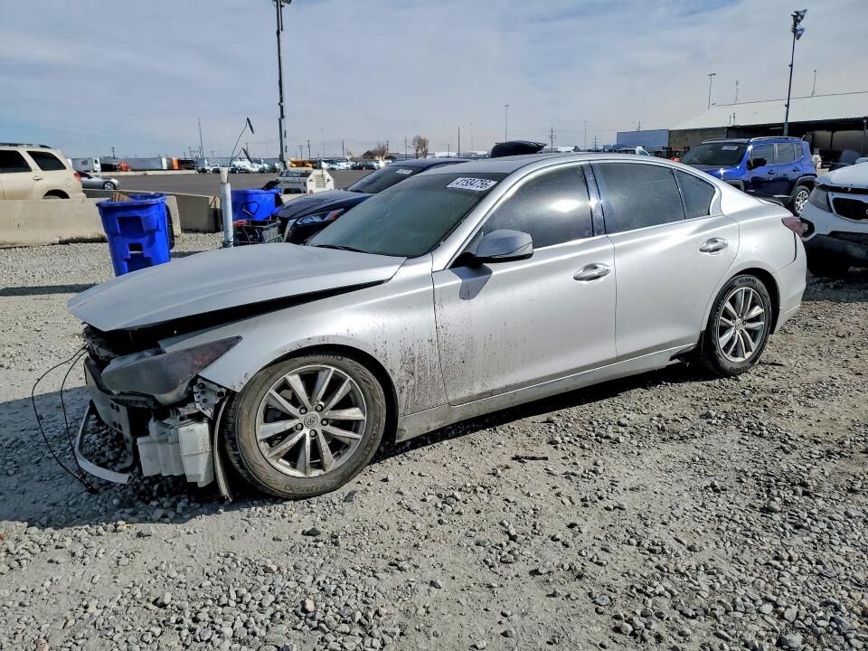 2014 INFINITI Q50
