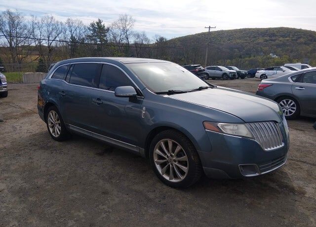 2010 LINCOLN MKT