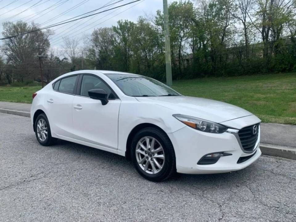 2017 MAZDA Mazda3
