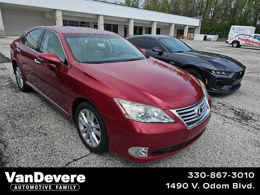 2011 LEXUS ES
