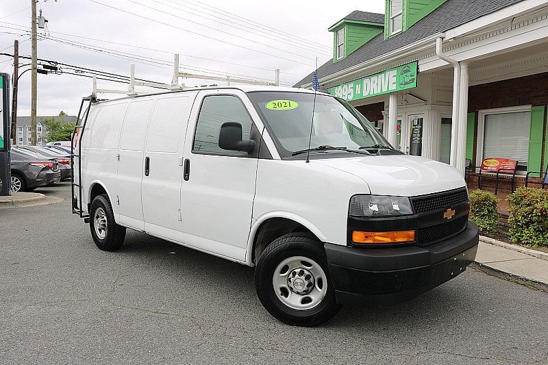 2021 CHEVROLET Express