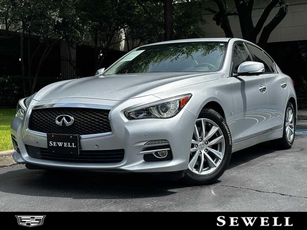 2015 INFINITI Q50