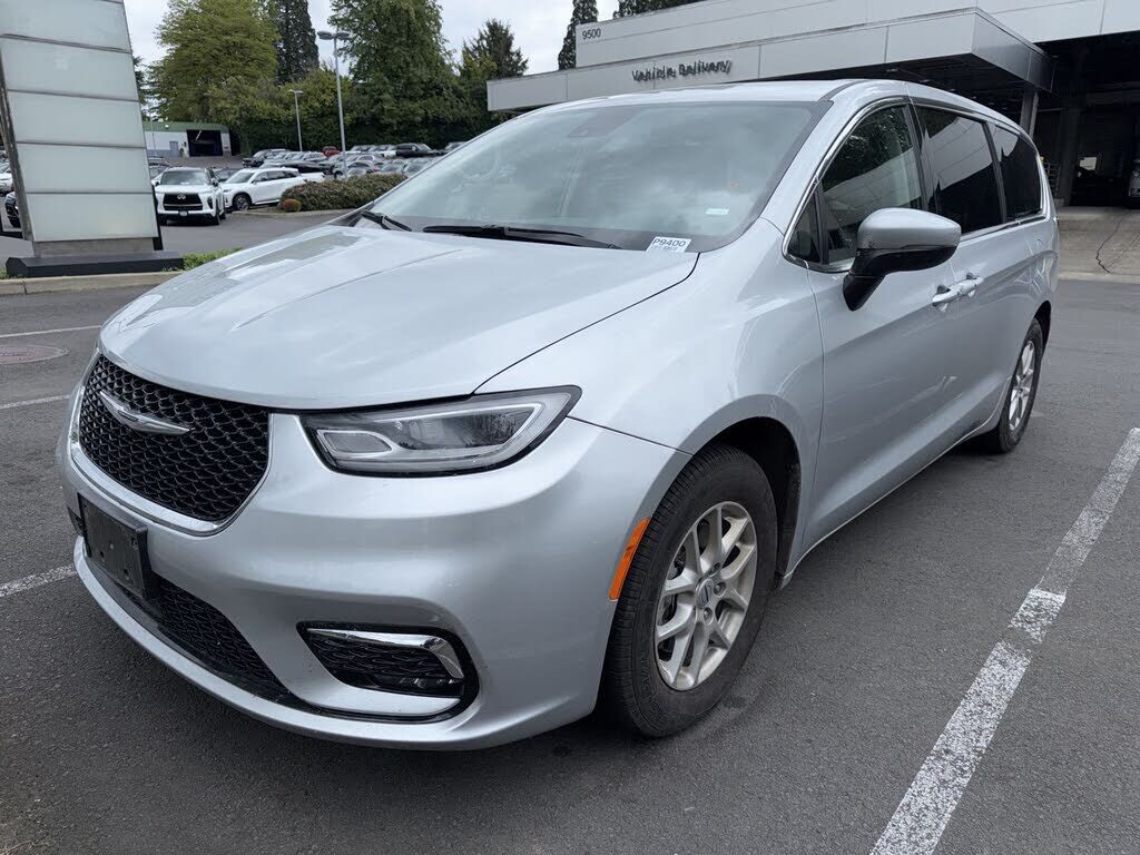 2023 CHRYSLER Pacifica