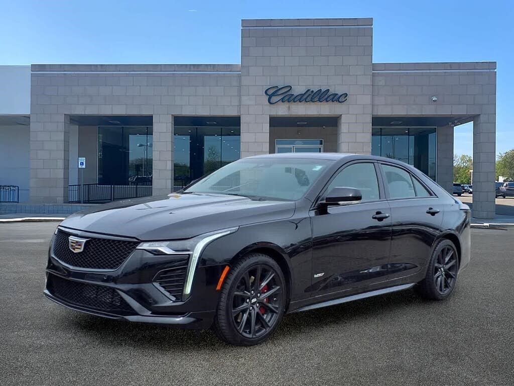 2023 CADILLAC CT4