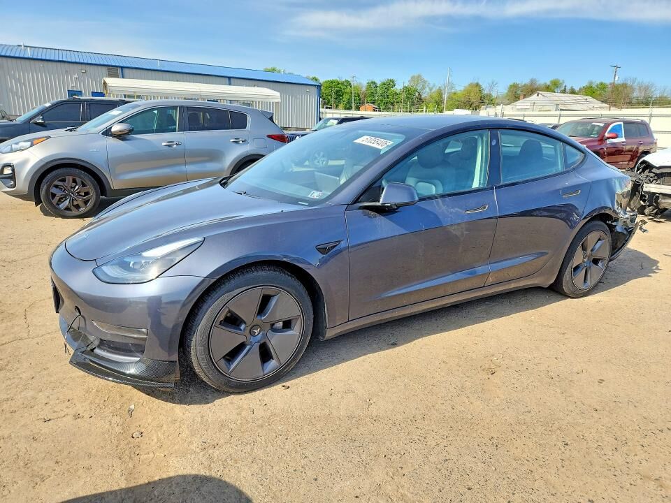 2021 TESLA Model 3
