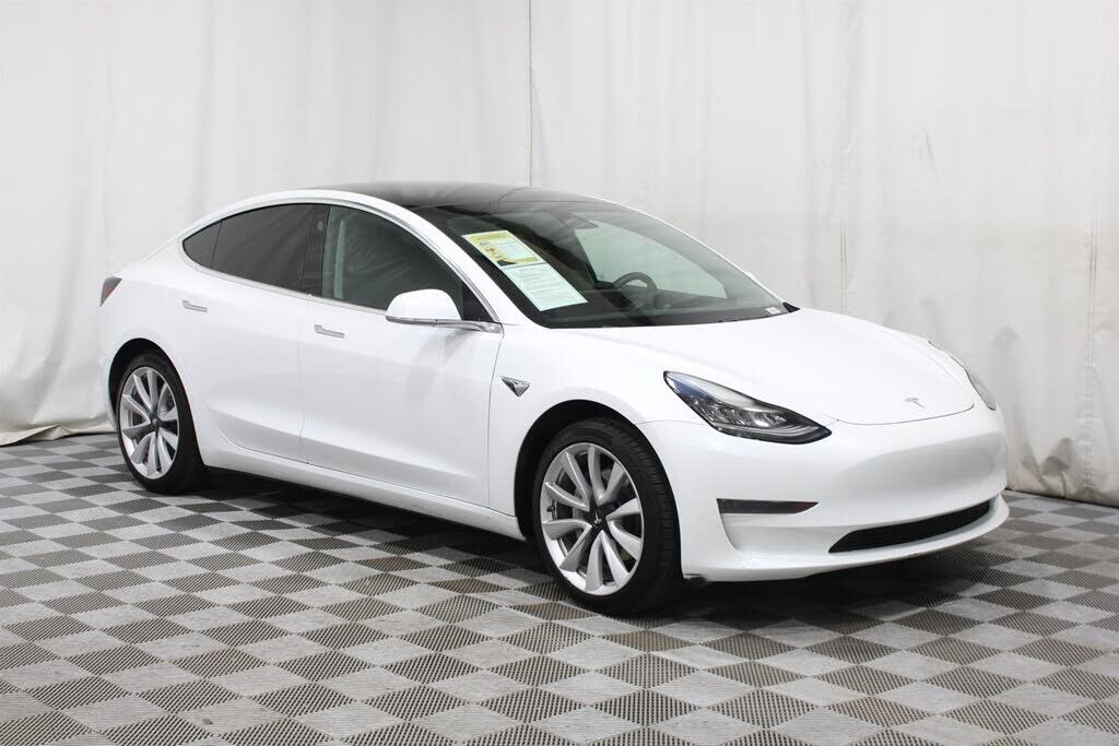 2019 TESLA Model 3