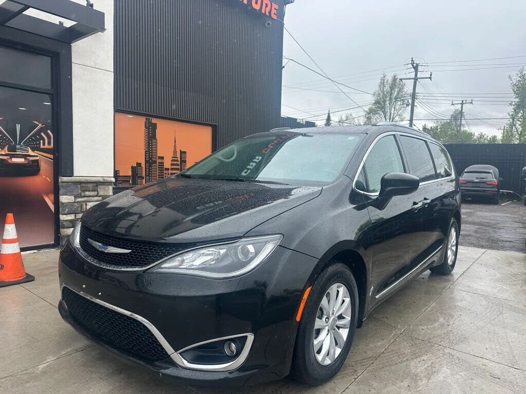 2018 CHRYSLER Pacifica