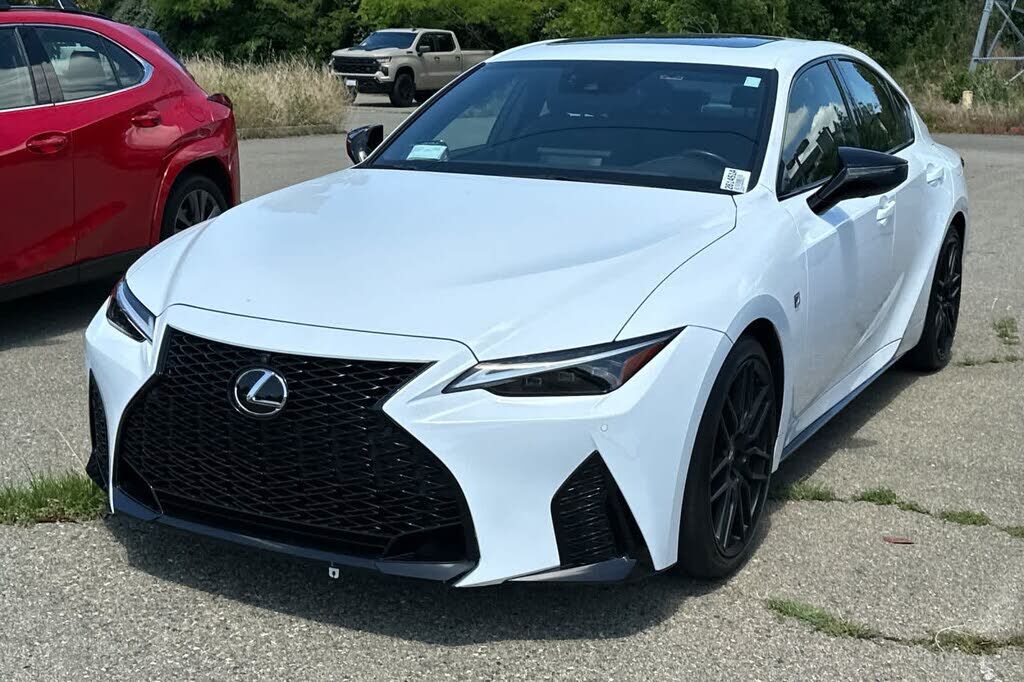 2024 LEXUS IS