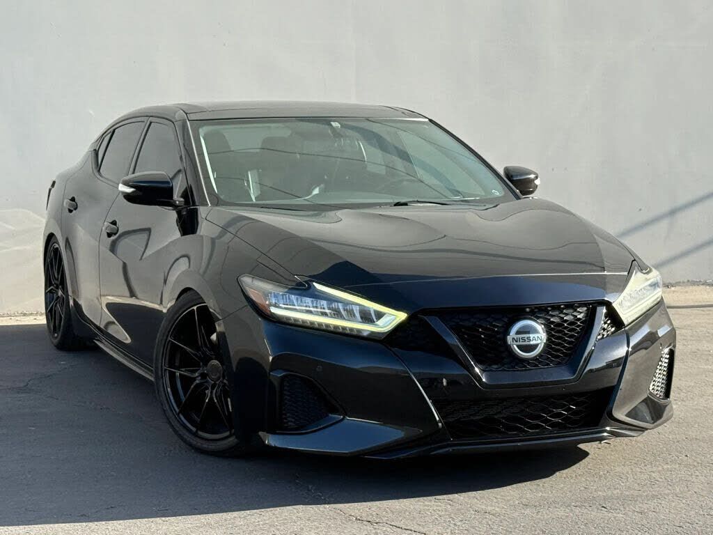 2019 NISSAN Maxima