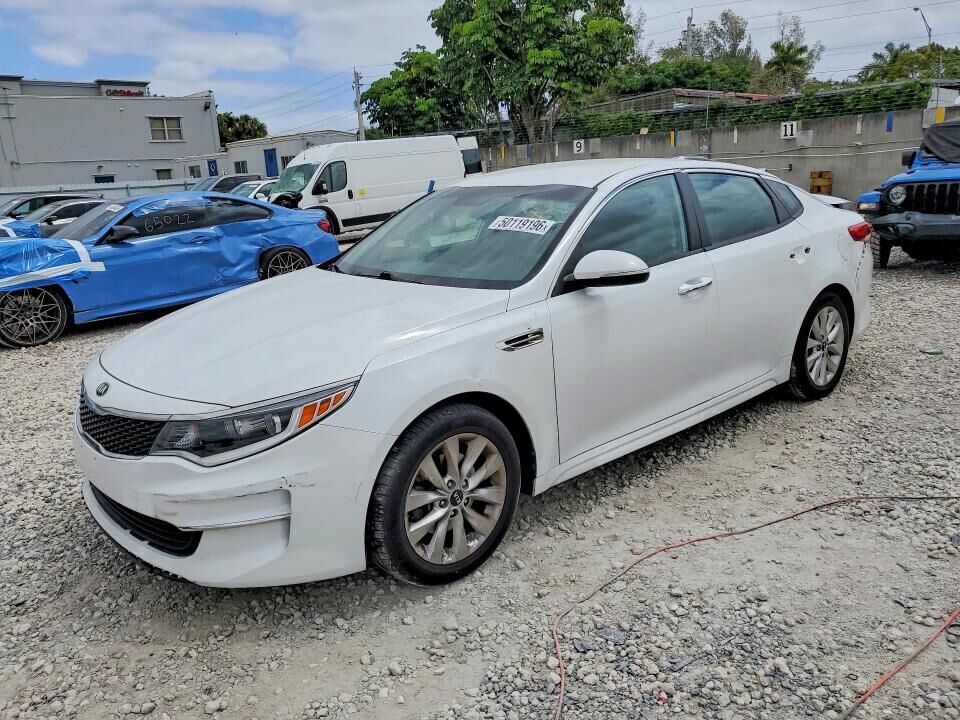 2017 KIA Optima