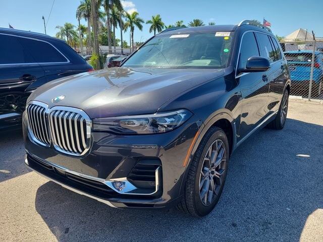 2020 BMW X7