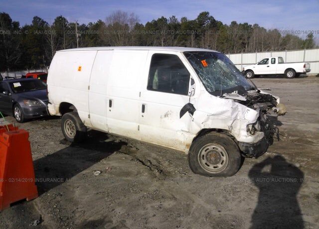 2005 FORD E-150