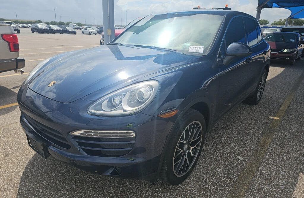 2014 PORSCHE Cayenne