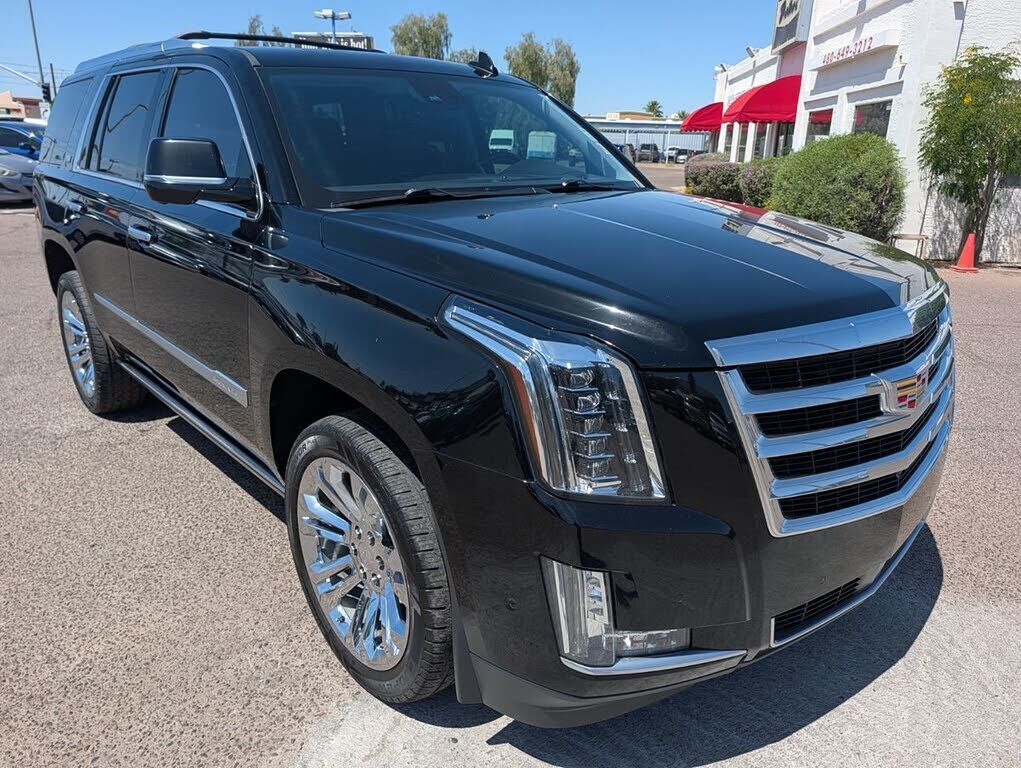 2020 CADILLAC Escalade