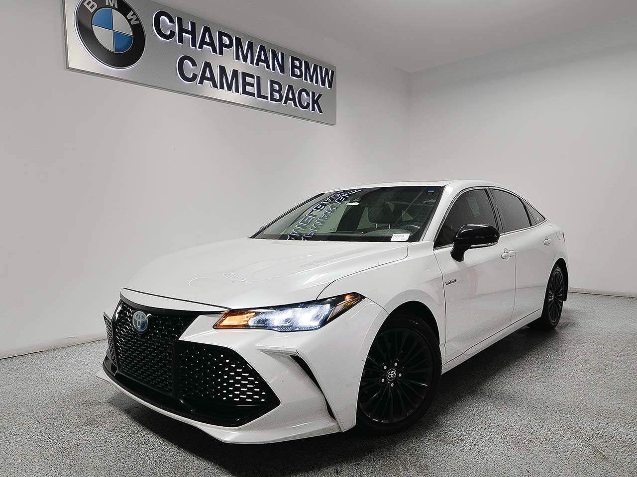 2019 TOYOTA Avalon