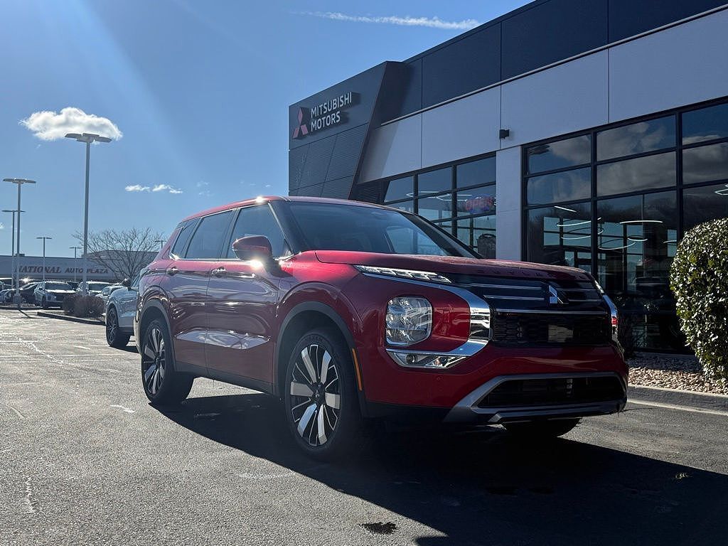 2026 MITSUBISHI Outlander