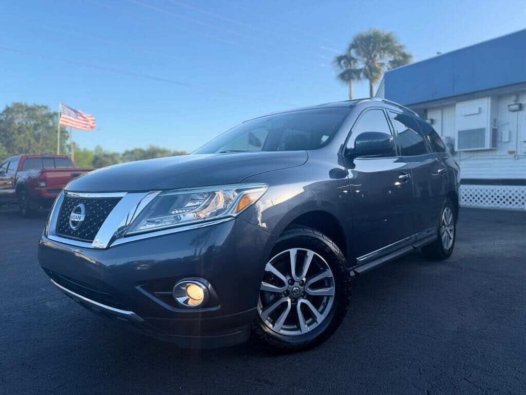 2014 NISSAN Pathfinder