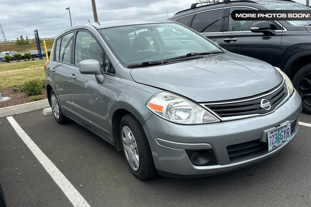 2012 NISSAN Versa