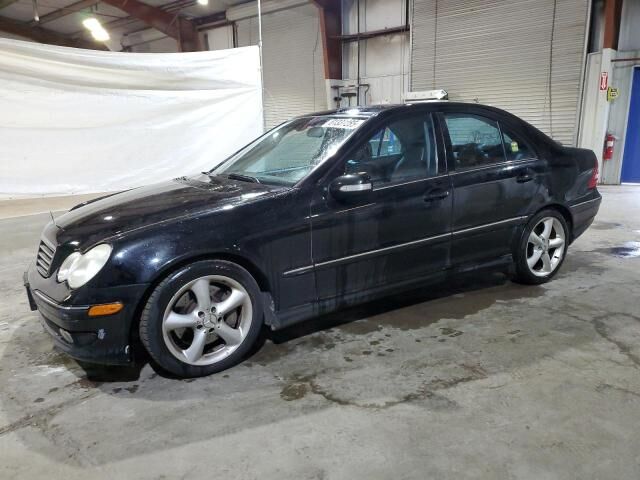 2005 MERCEDES-BENZ C-Class