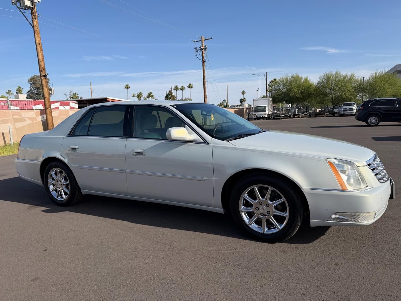 2010 CADILLAC DTS