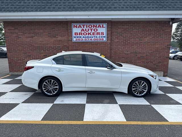 2022 INFINITI Q50