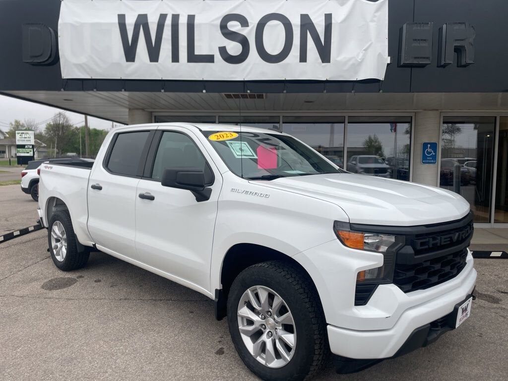 2023 CHEVROLET Silverado