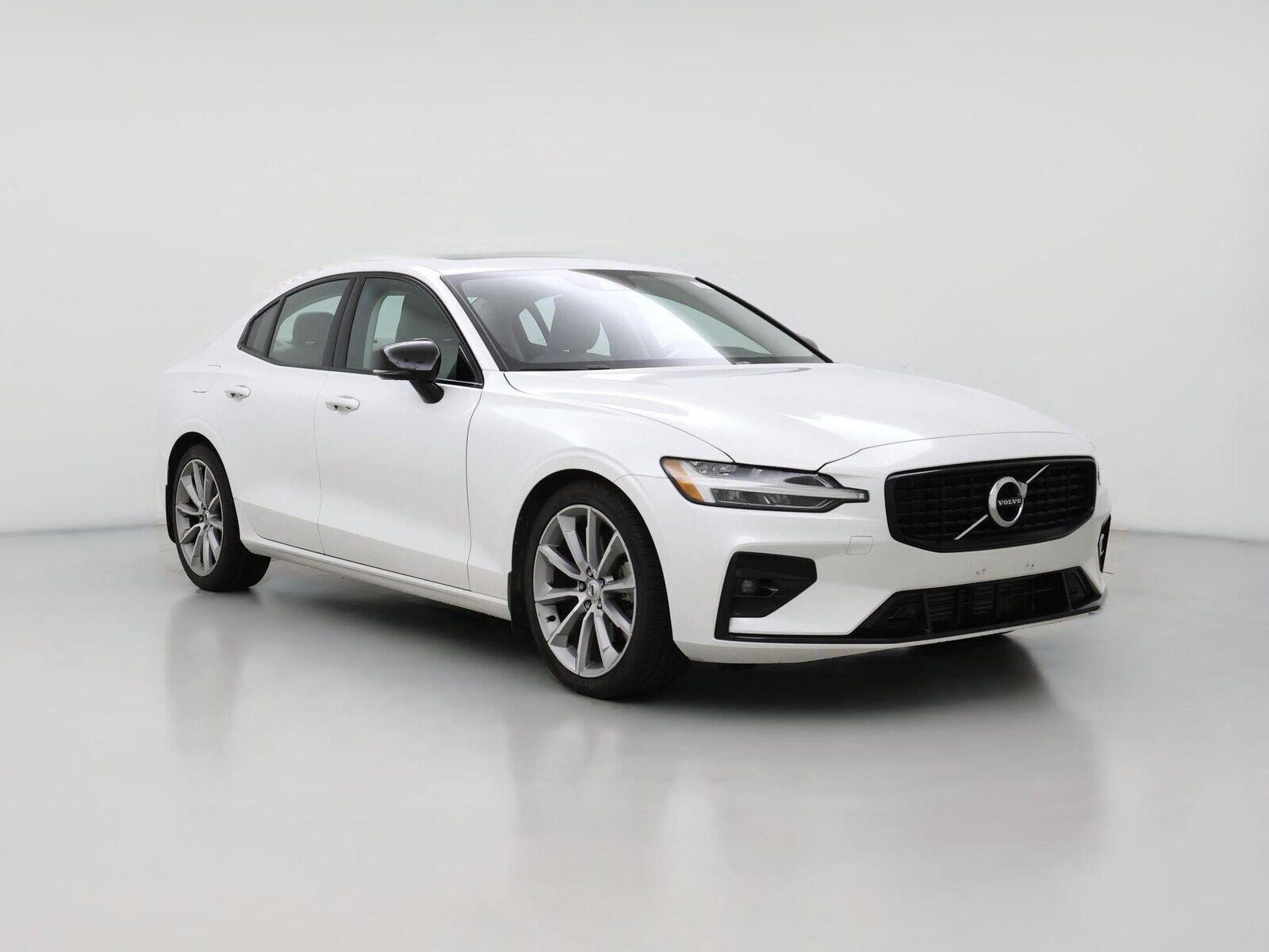2021 VOLVO S60