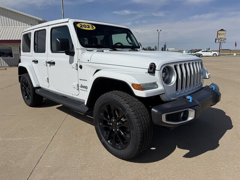 2023 JEEP Wrangler