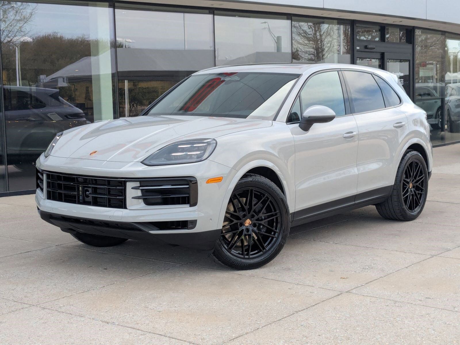 2026 PORSCHE Cayenne