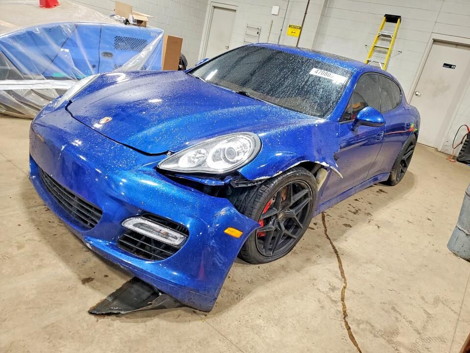 2011 PORSCHE Panamera