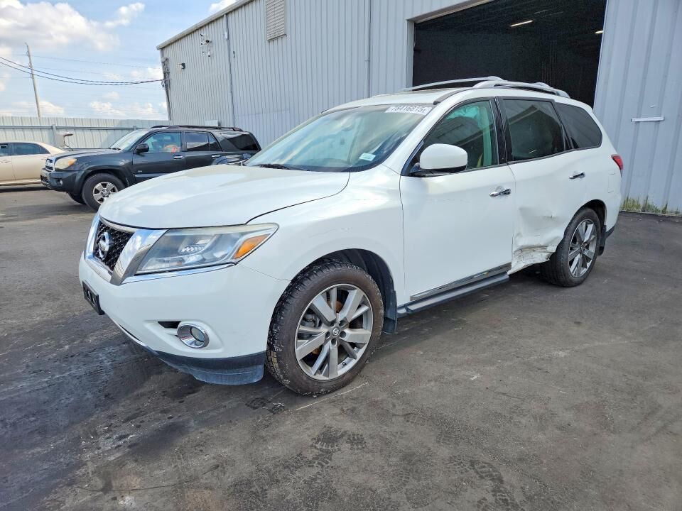 2014 NISSAN Pathfinder