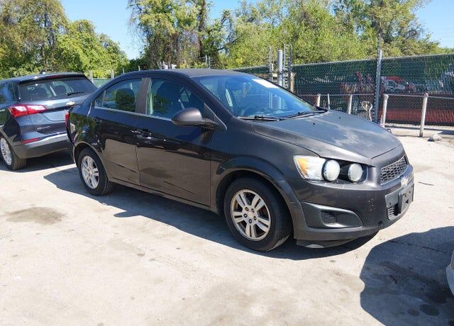 2013 CHEVROLET Sonic