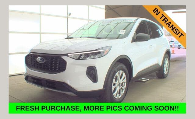 2024 FORD Escape