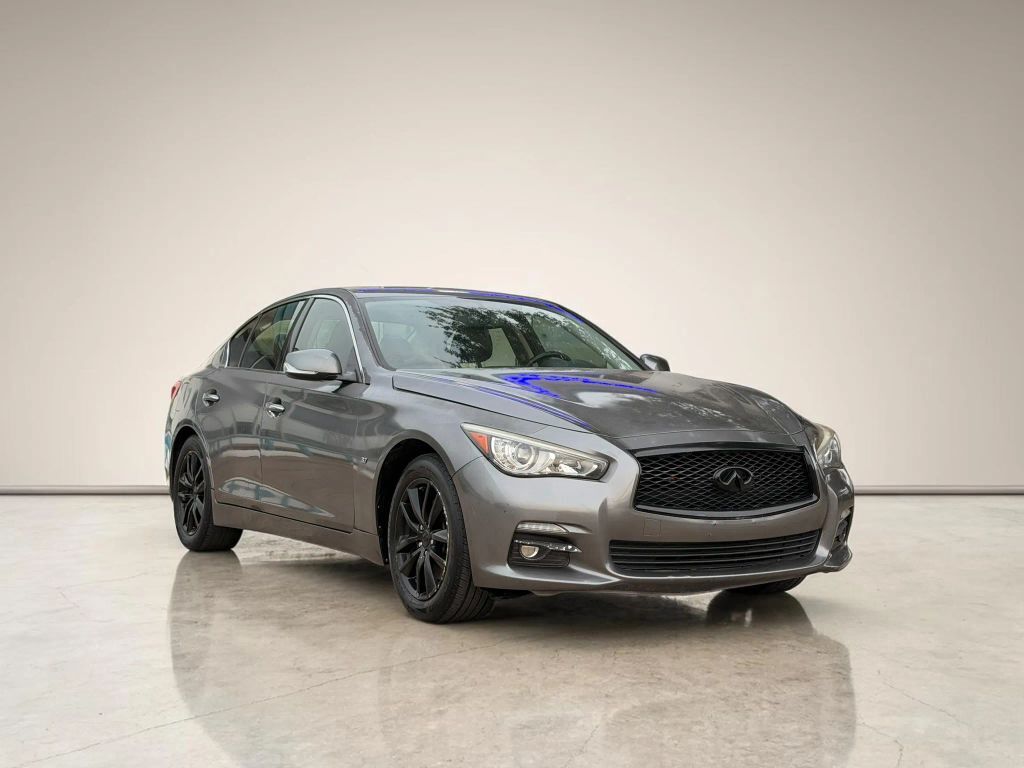2015 INFINITI Q50