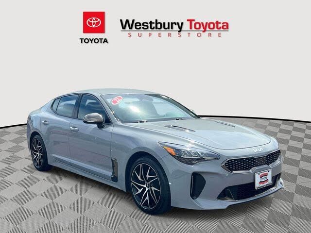 2022 KIA Stinger