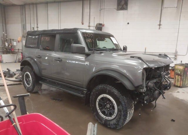 2021 FORD Bronco