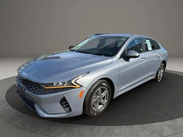 2022 KIA K5