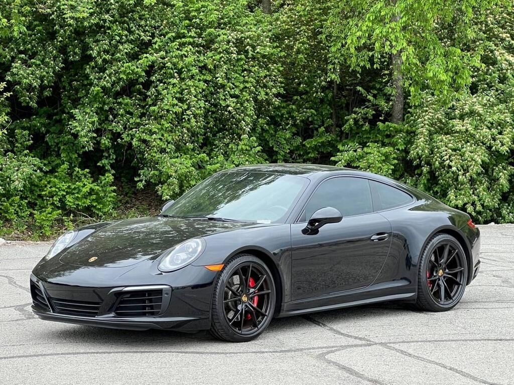 2019 PORSCHE 911