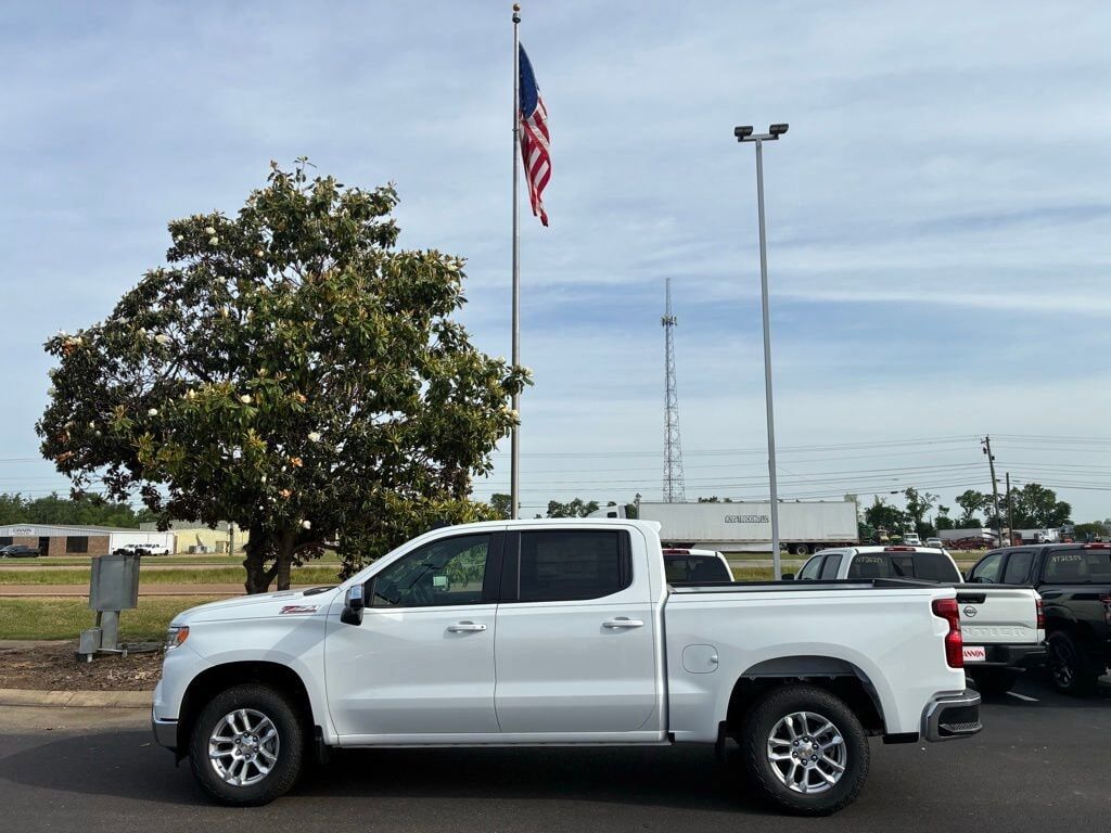 2026 CHEVROLET Silverado