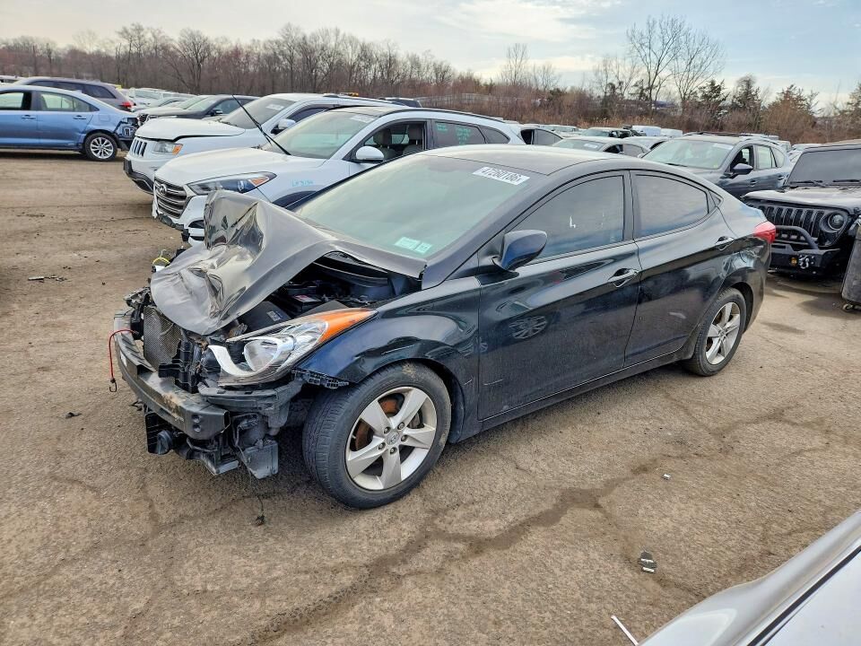 2012 HYUNDAI Elantra