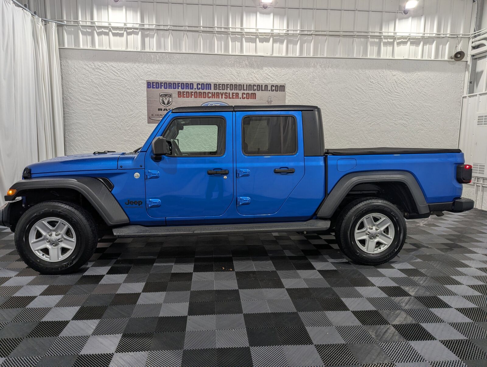 2020 JEEP Gladiator