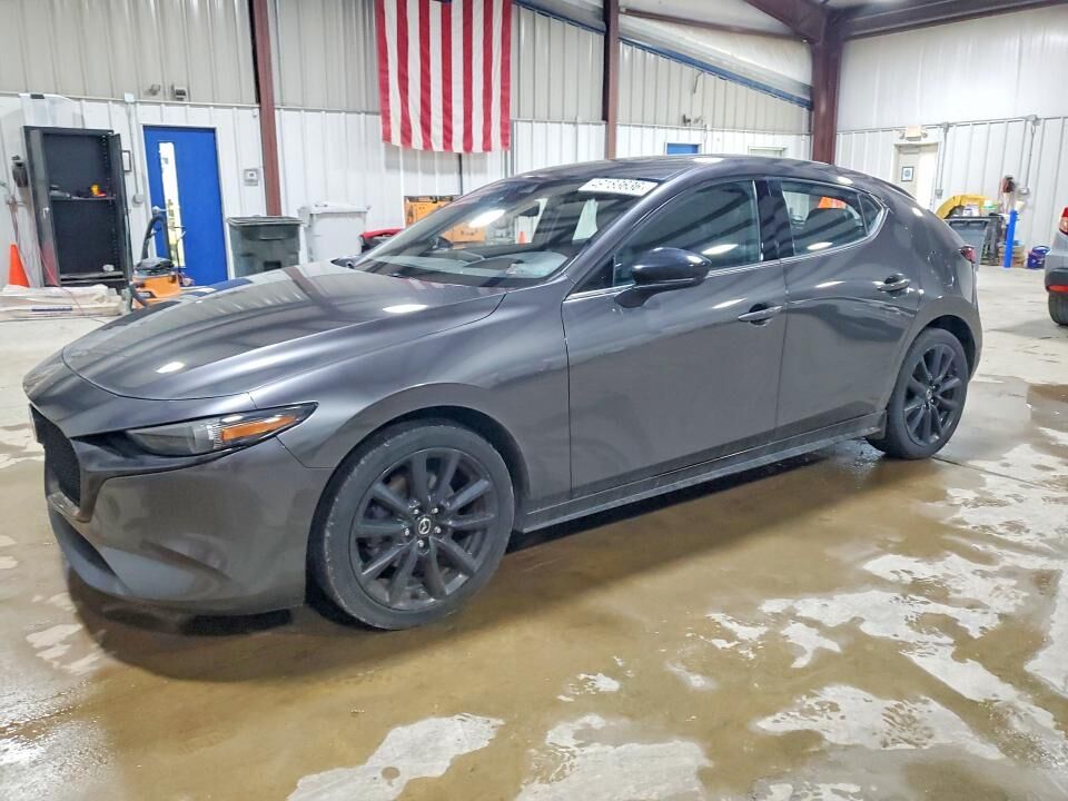 2022 MAZDA Mazda3
