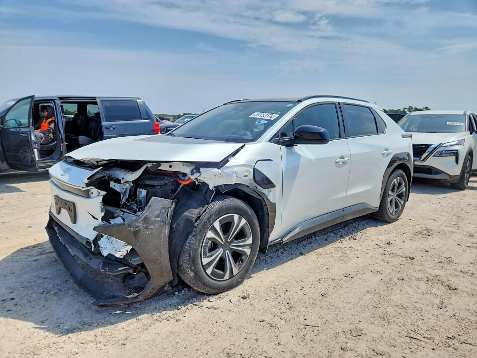 2023 TOYOTA bZ4X