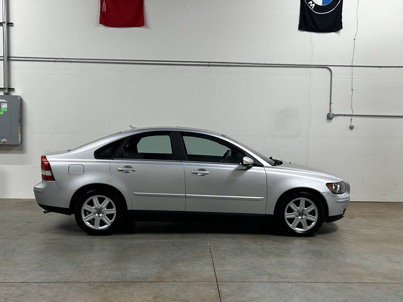 2005 VOLVO S40