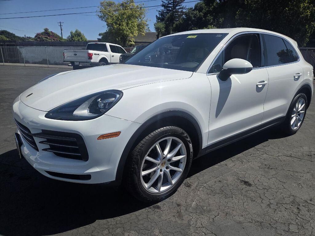 2019 PORSCHE Cayenne