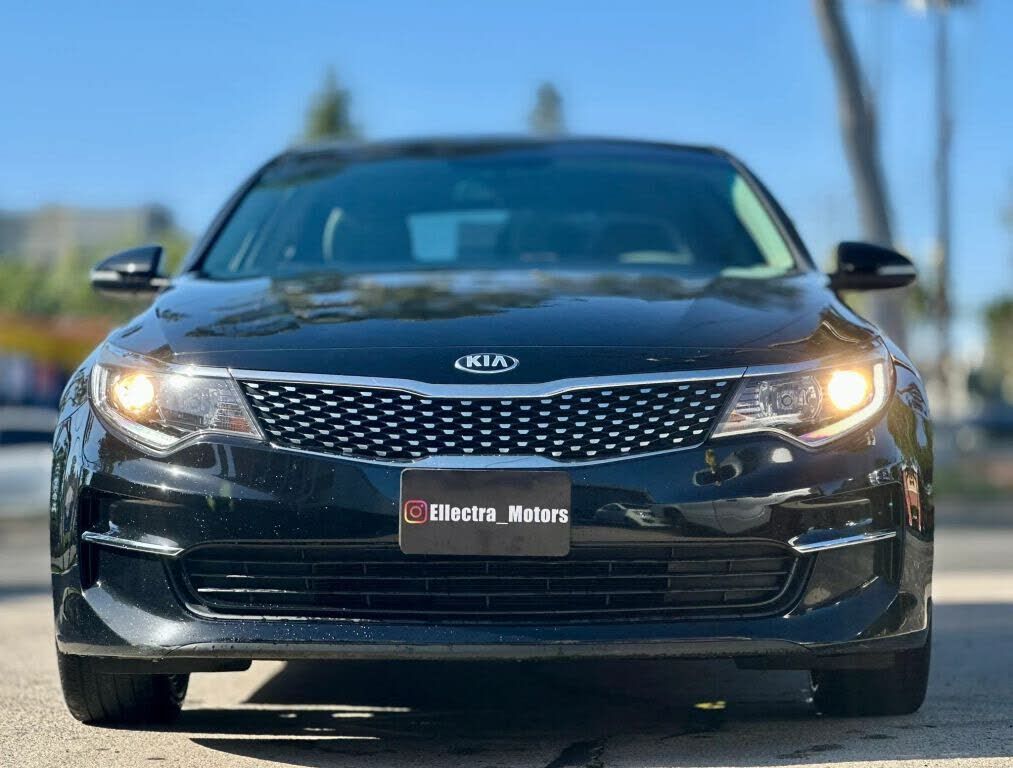 2018 KIA Optima
