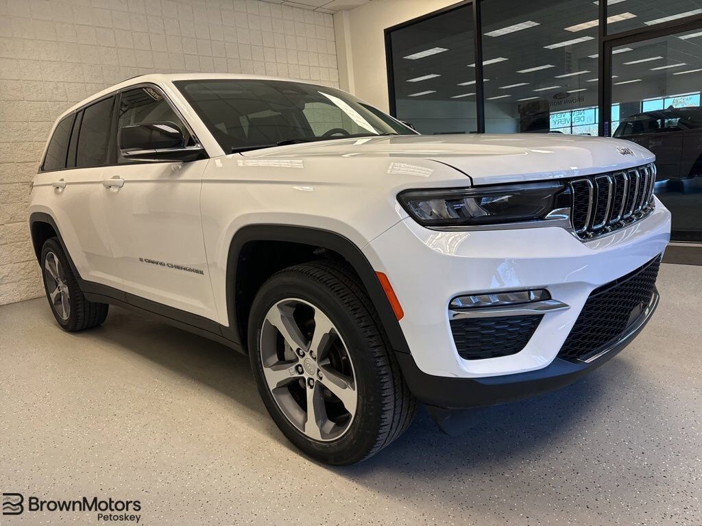 2023 JEEP Grand Cherokee