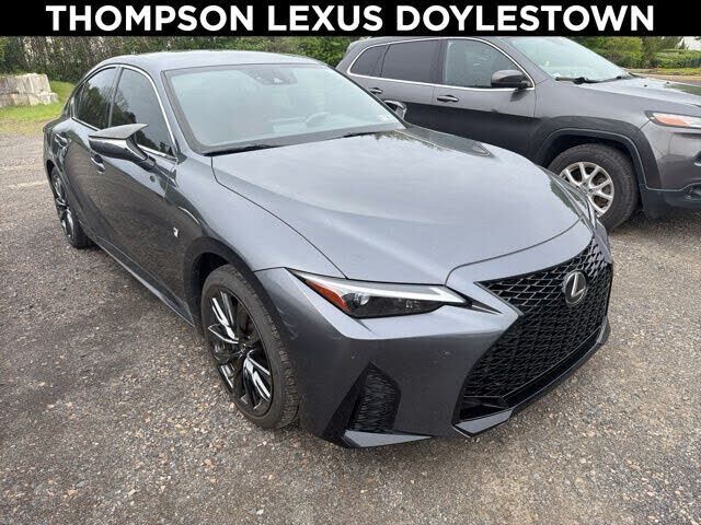 2022 LEXUS IS