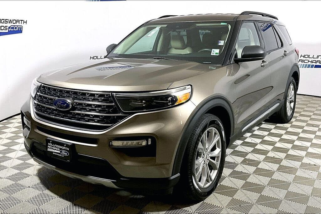 2021 FORD Explorer