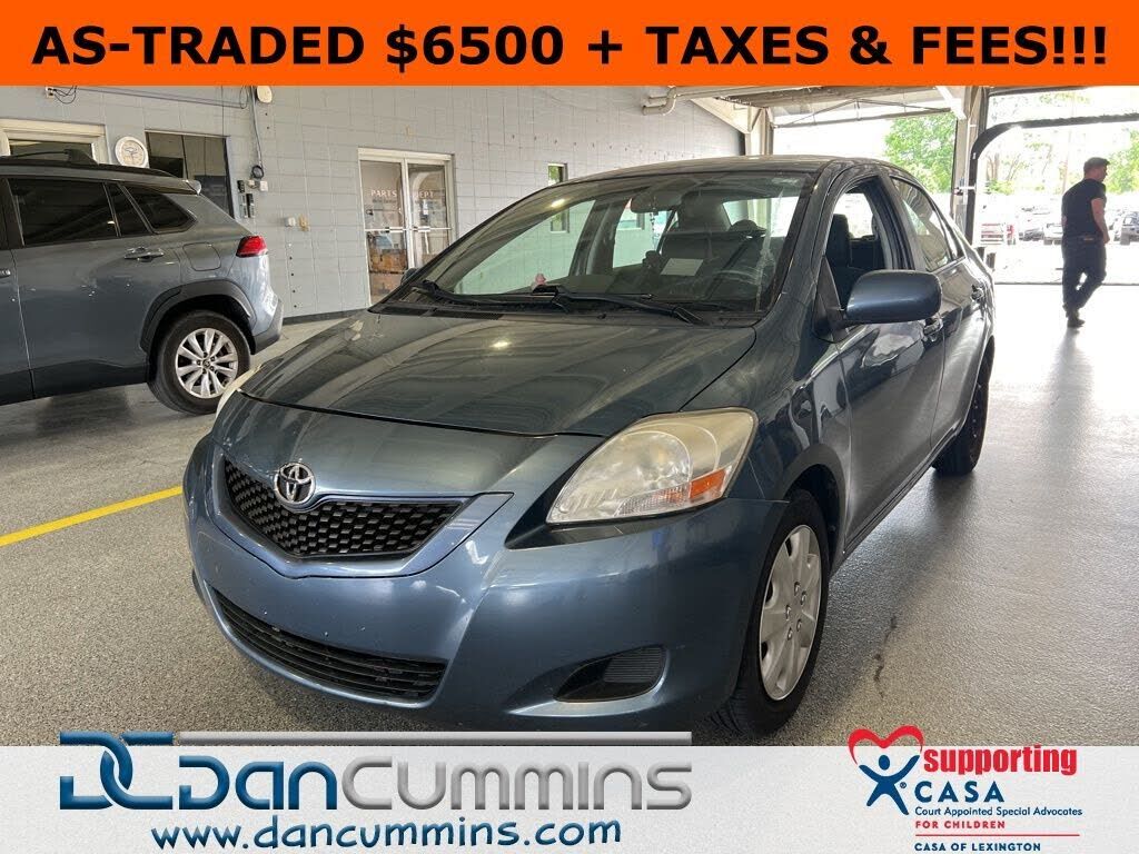 2012 TOYOTA Yaris